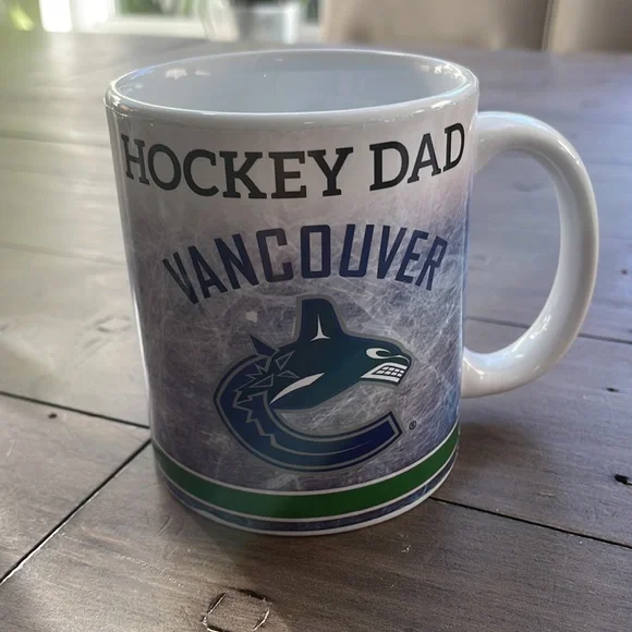 “Hockey Dad” Vancouver Canucks coffee mug. - Picture 3 of 5